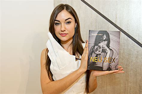 neü sex sasha grey